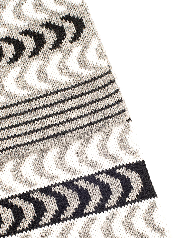Women's Chevron Pattern Knitted Scarf - Image 2