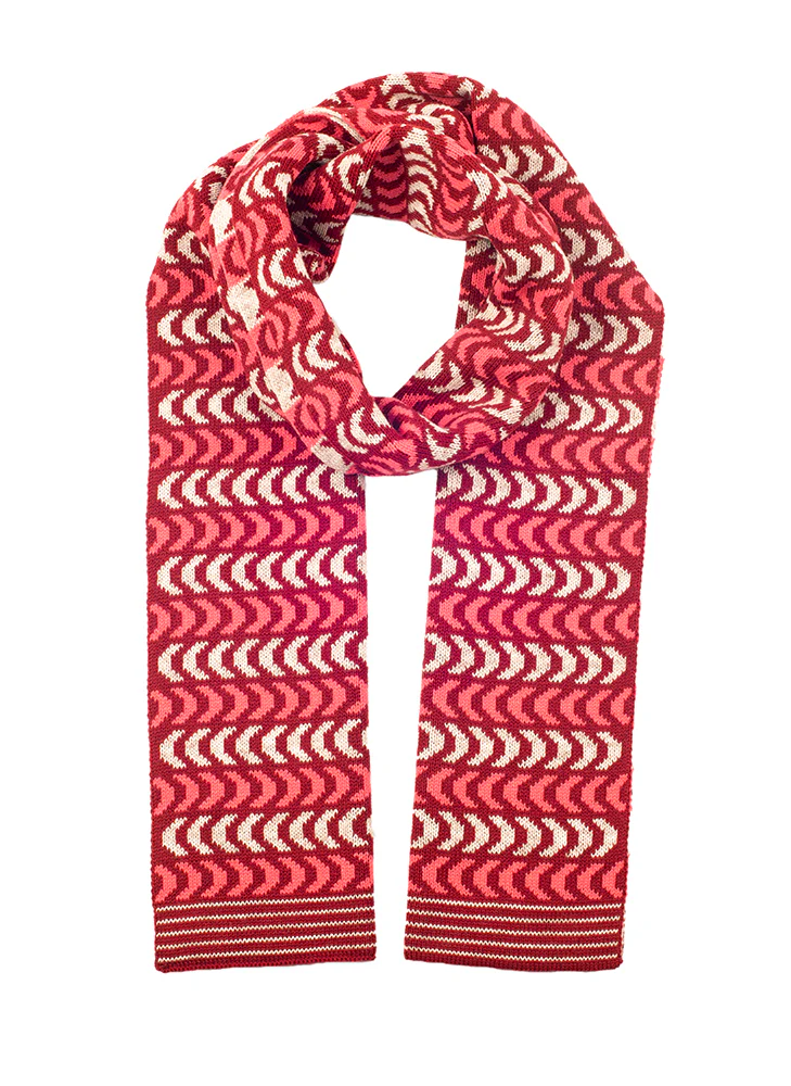 Women's Chevron Pattern Knitted Scarf - Image 5