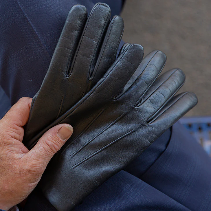 Men’s Touchscreen Three-Point Cashmere-Lined Leather Gloves - Image 3