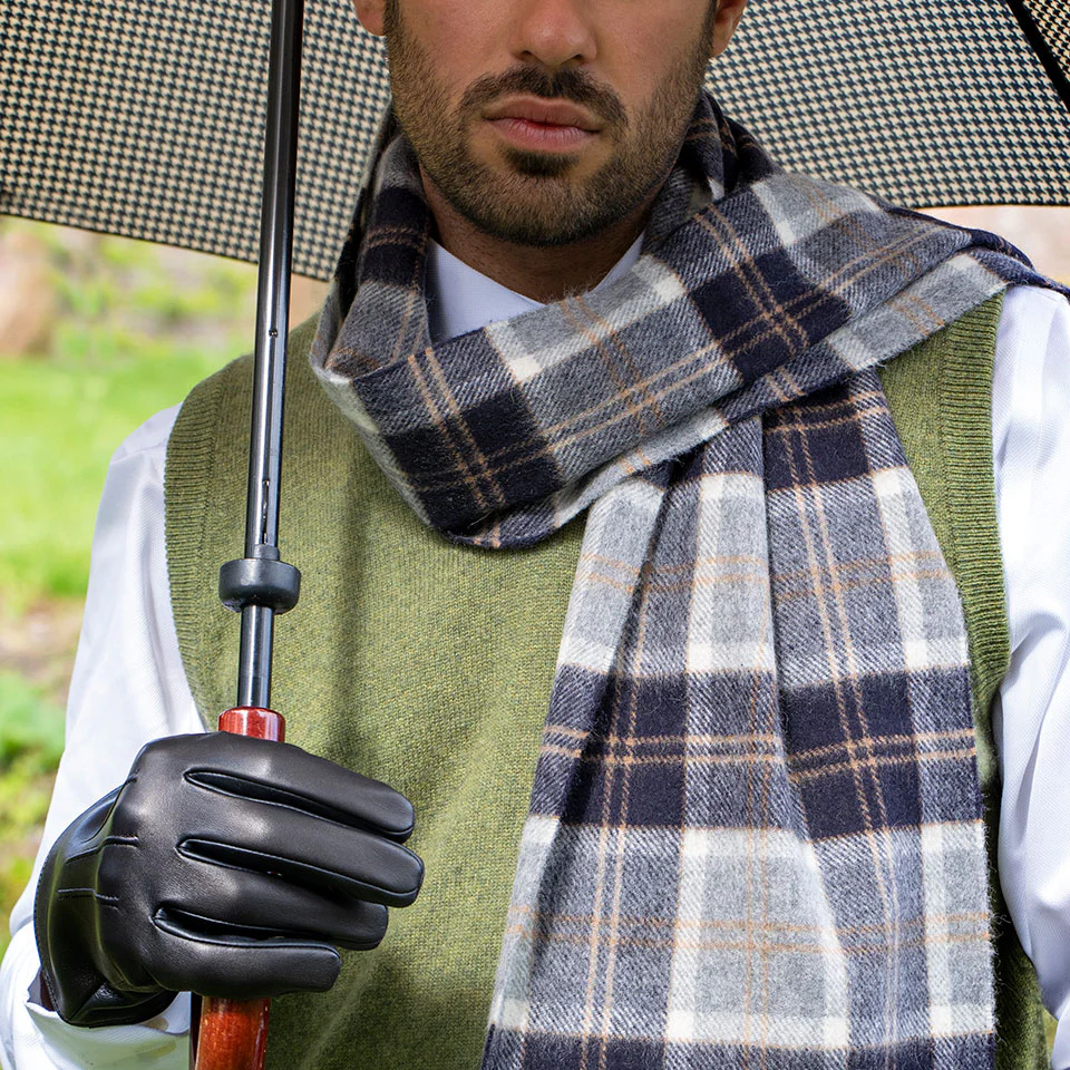 Men's Heritage Touchscreen Three-Point Leather Gloves - Image 3