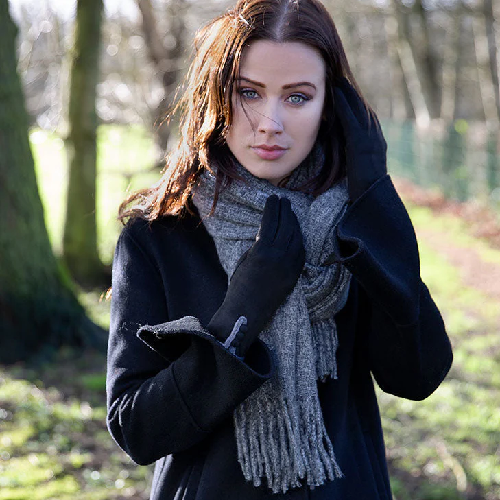 Women's Plain Tweed-Effect Midweight Scarf with Tassels - Image 5