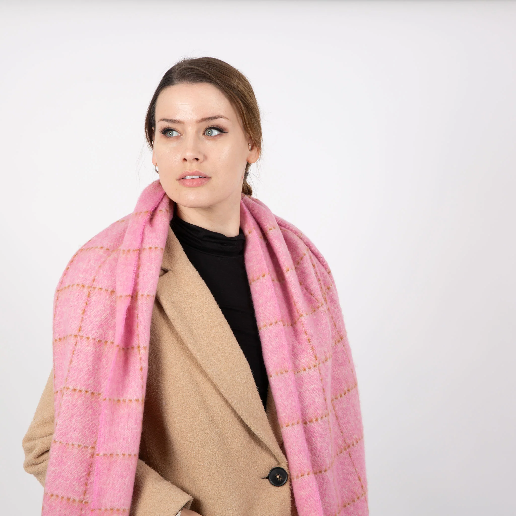 Women’s Dotted Windowpane Check Scarf with Tassels - Image 10