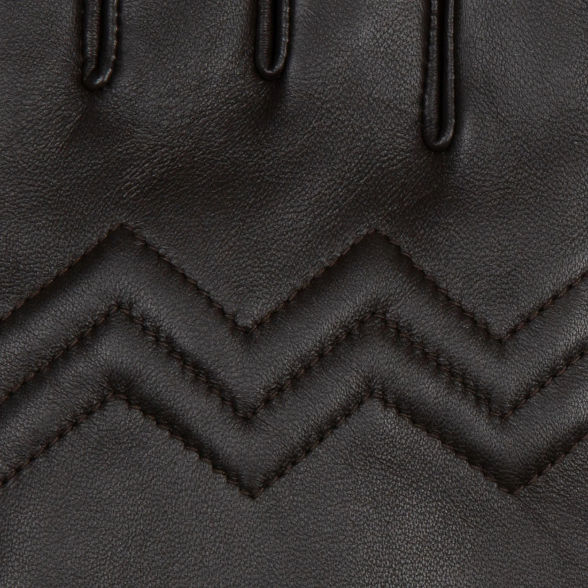 Women’s Fingerless Fleece-Lined Leather Gloves with Quilted Chevron Design - Image 9