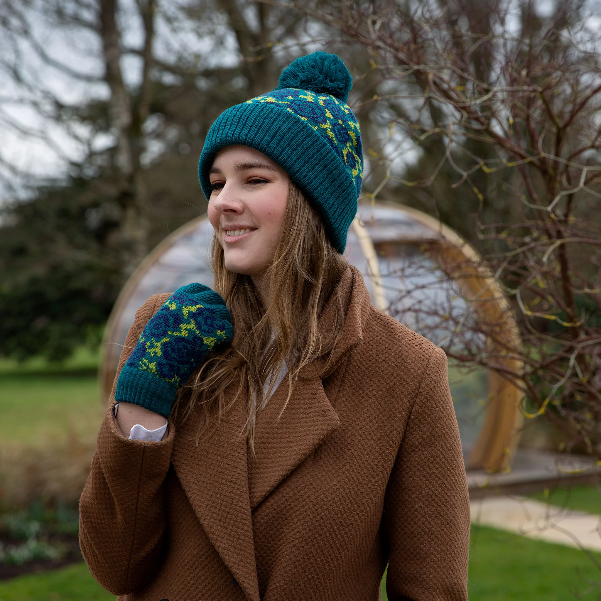 Women’s Jacquard Knitted Bobble Hat with Rose Pattern and Yarn Pom Pom - Image 2