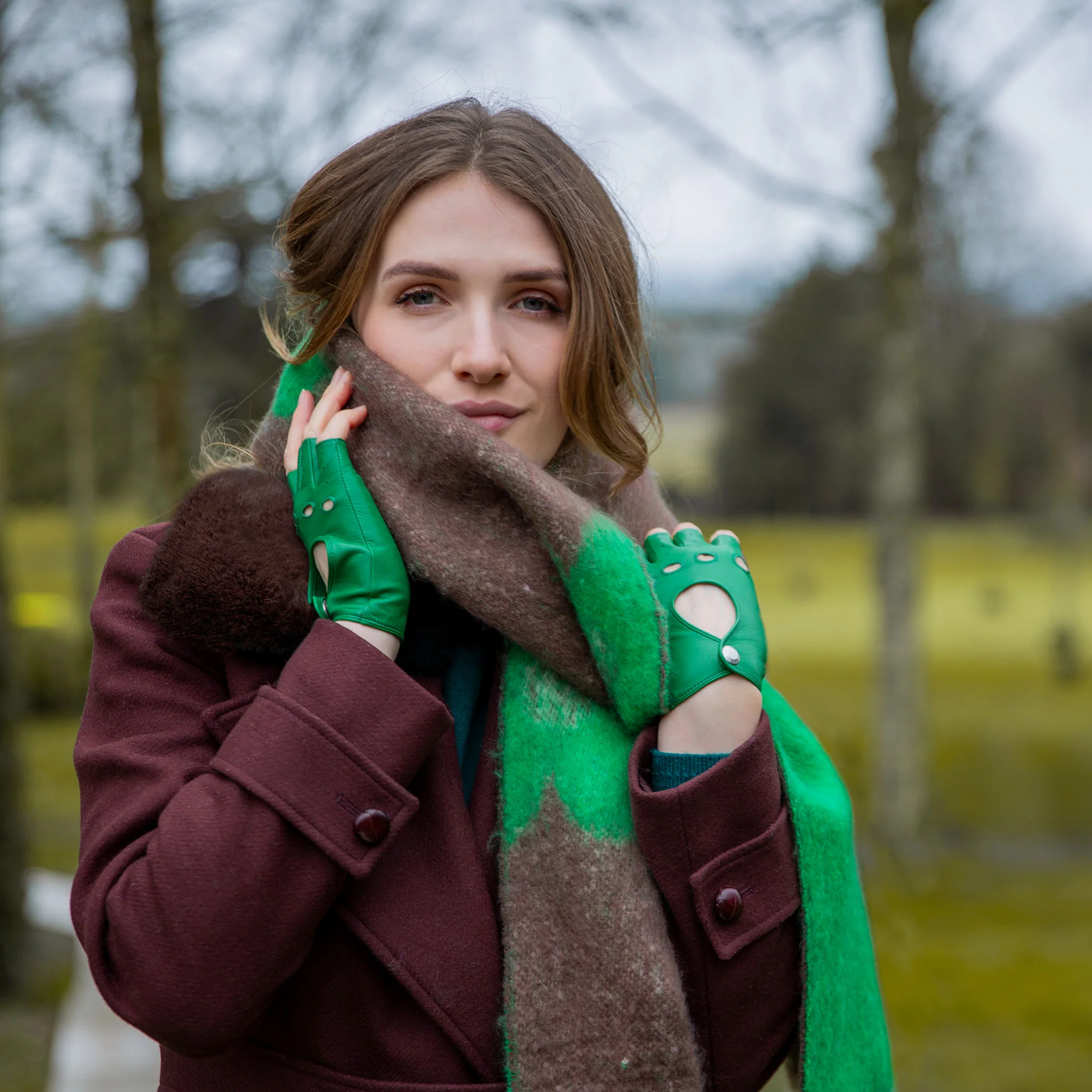 Women’s Reversible Floral Blanket Scarf with Tassels - Image 3