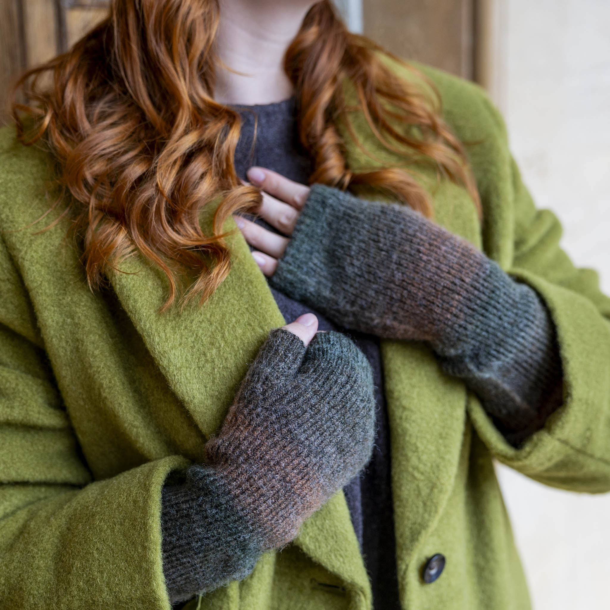 Women's Long Below-Elbow Ribbed Knit Wrist Warmers with Ombre Pattern - Image 3