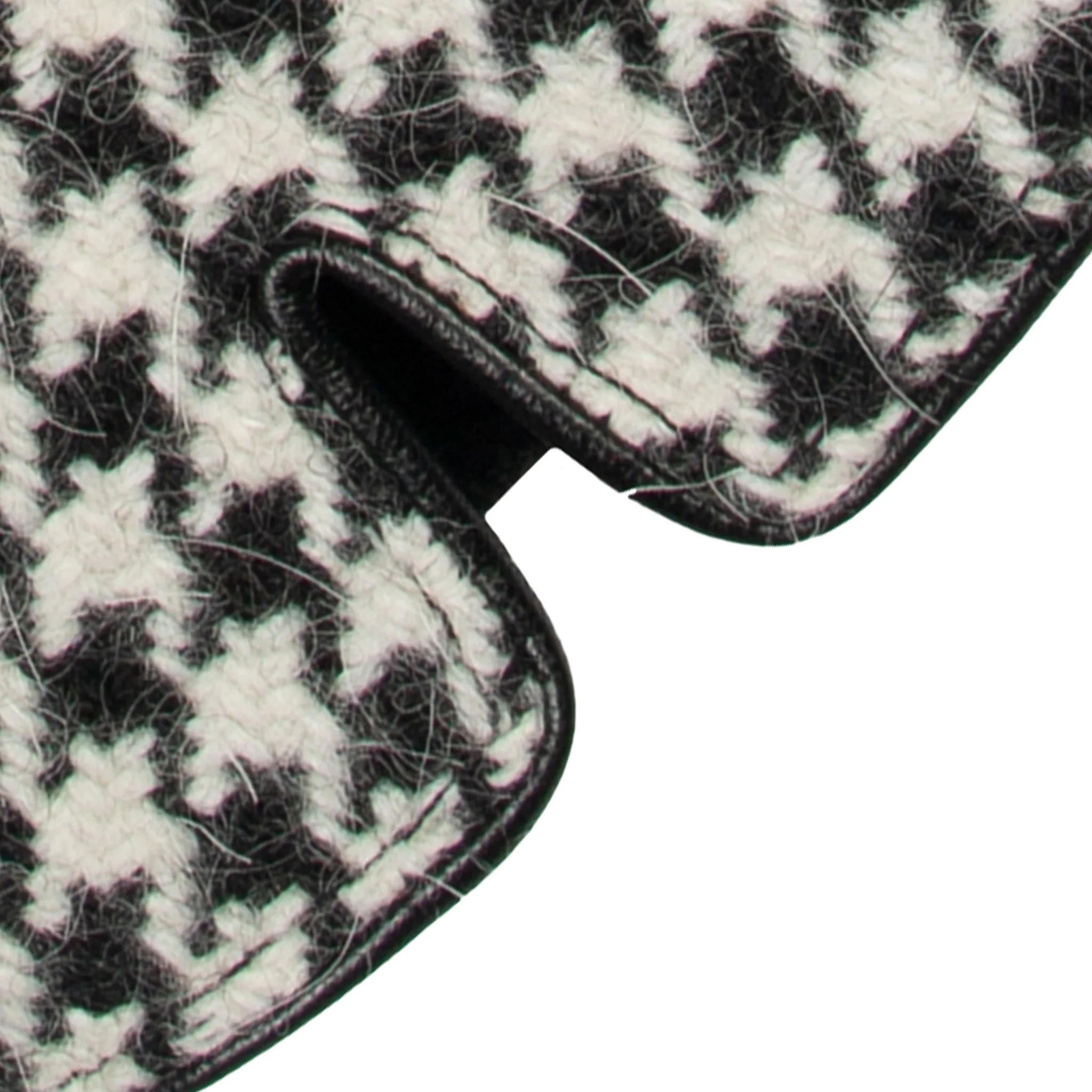 Women's Touchscreen Gloves with Dogtooth Design - Image 11
